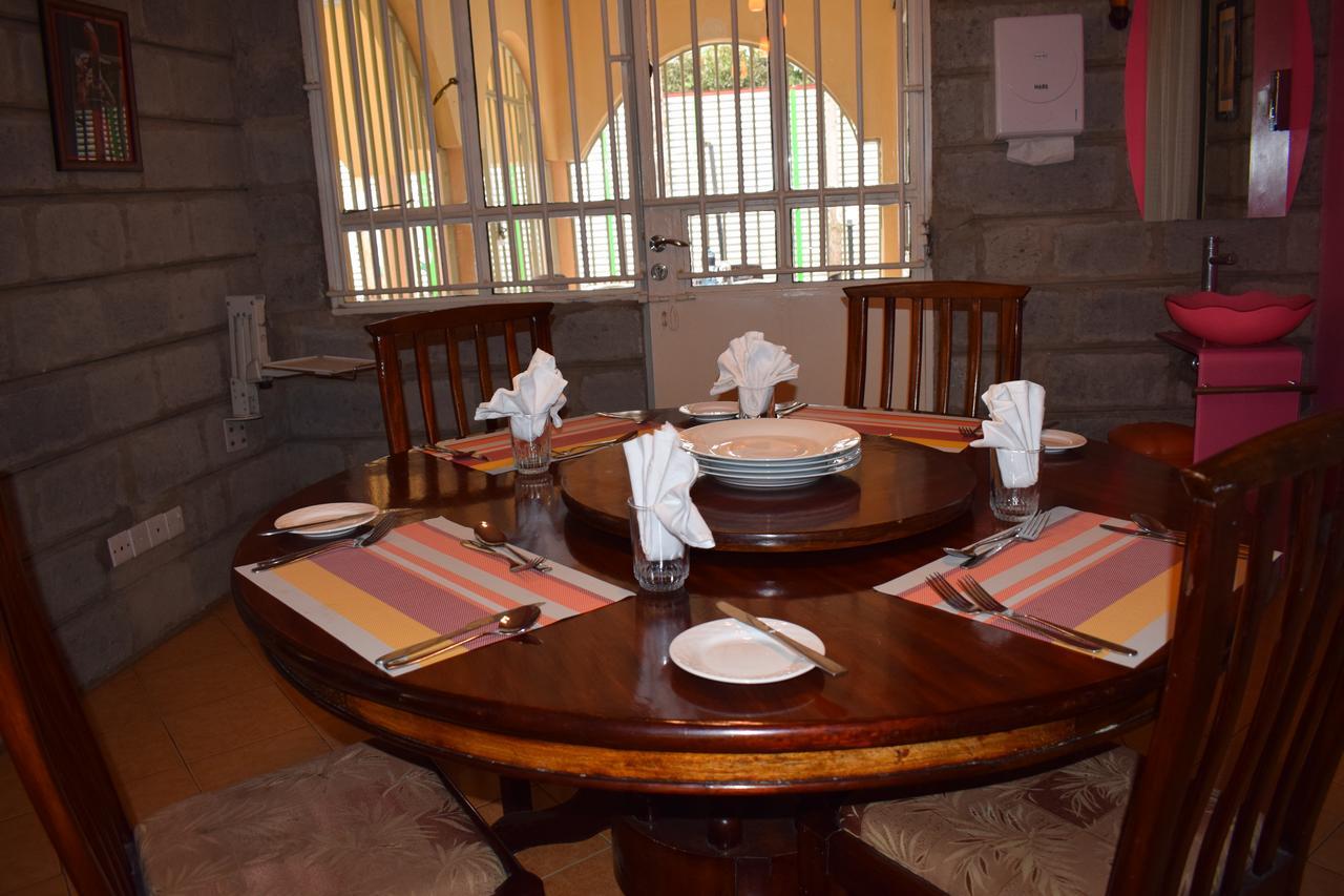 Hotel Tommy'S Airport Lounge à Syokimau Extérieur photo